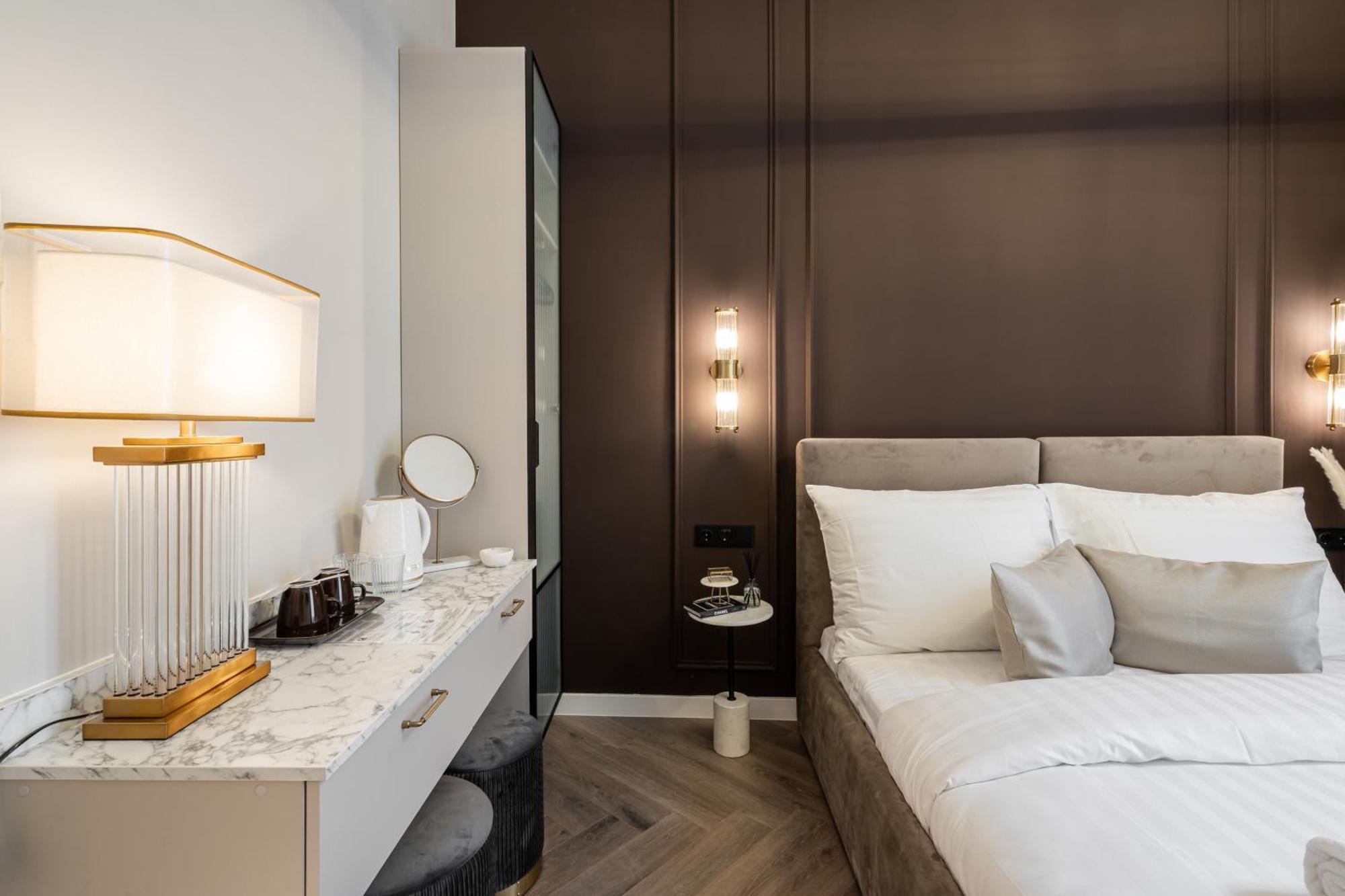 Timeless Boutique By Bqa Apartman