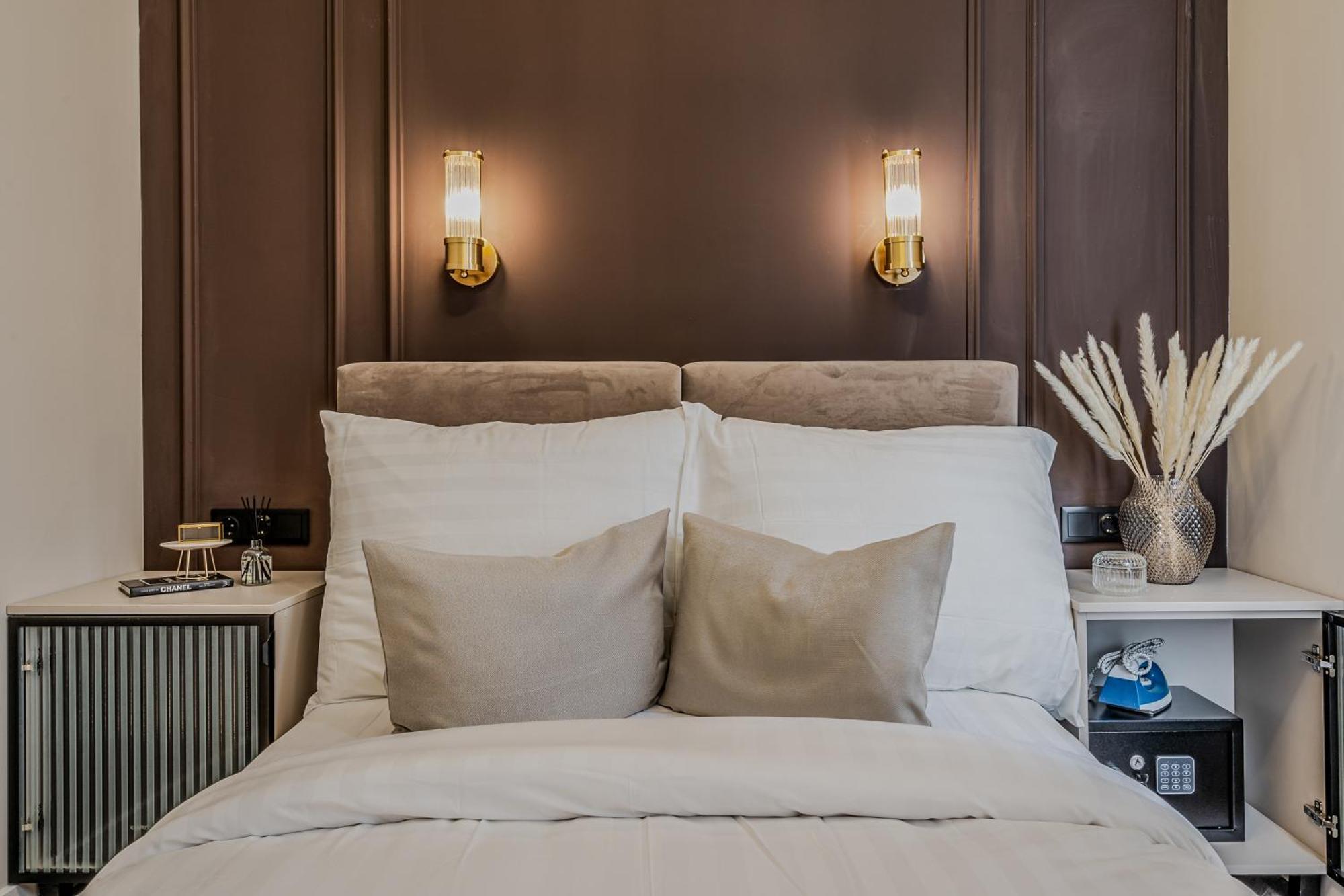 Timeless Boutique By Bqa * Boedapest